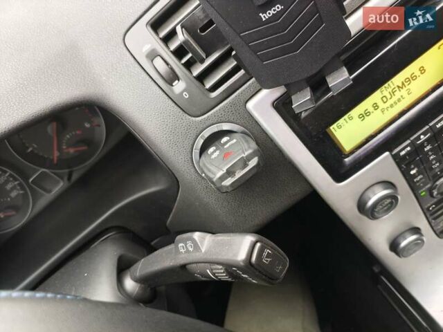 Чорний Вольво V50, об'ємом двигуна 1.56 л та пробігом 340 тис. км за 7000 $, фото 48 на Automoto.ua