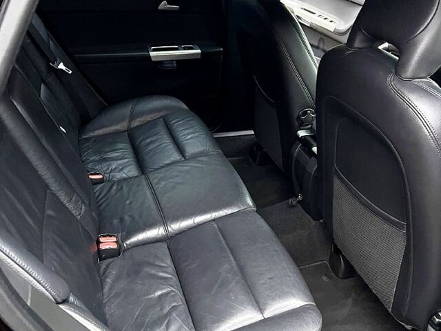 Черный Вольво В50, объемом двигателя 1.6 л и пробегом 210 тыс. км за 7300 $, фото 10 на Automoto.ua