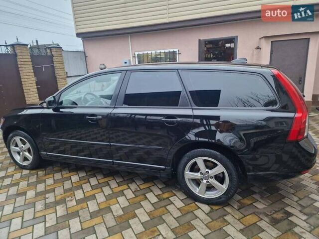 Чорний Вольво V50, об'ємом двигуна 1.6 л та пробігом 158 тис. км за 7500 $, фото 1 на Automoto.ua