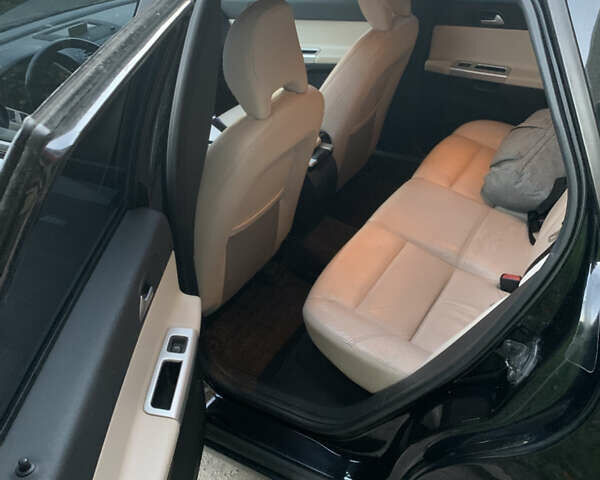 Черный Вольво В50, объемом двигателя 1.6 л и пробегом 307 тыс. км за 8200 $, фото 20 на Automoto.ua