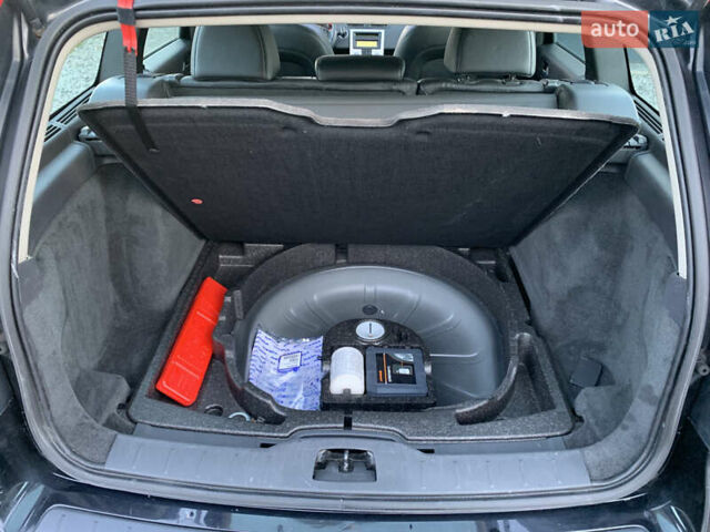 Черный Вольво В50, объемом двигателя 1.6 л и пробегом 252 тыс. км за 8200 $, фото 18 на Automoto.ua