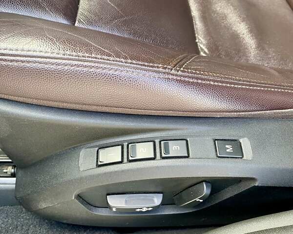 Черный Вольво В50, объемом двигателя 1.98 л и пробегом 187 тыс. км за 9400 $, фото 16 на Automoto.ua