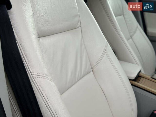 Чорний Вольво V50, об'ємом двигуна 1.6 л та пробігом 214 тис. км за 8999 $, фото 85 на Automoto.ua