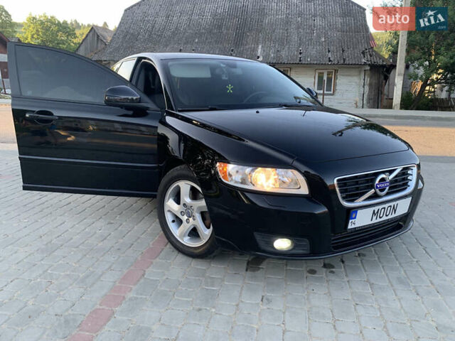 Черный Вольво В50, объемом двигателя 1.6 л и пробегом 234 тыс. км за 7850 $, фото 18 на Automoto.ua