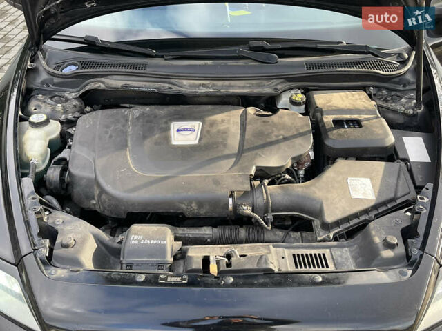 Черный Вольво В50, объемом двигателя 2 л и пробегом 279 тыс. км за 8750 $, фото 27 на Automoto.ua