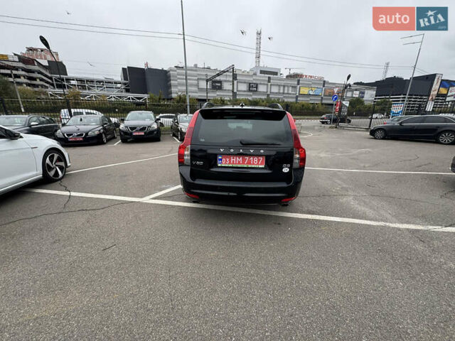 Черный Вольво В50, объемом двигателя 2 л и пробегом 213 тыс. км за 11000 $, фото 42 на Automoto.ua