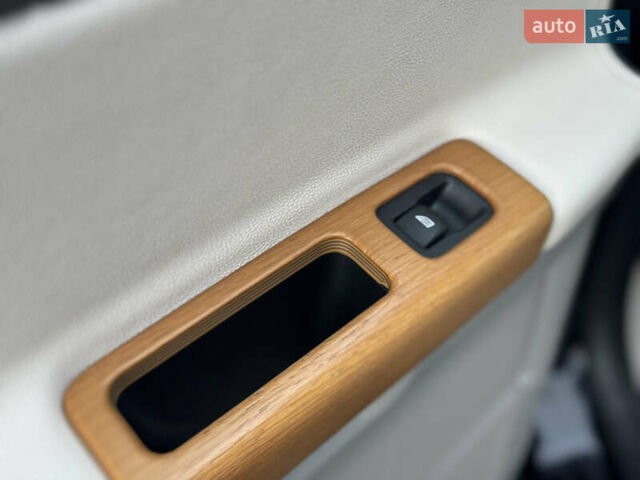 Чорний Вольво V50, об'ємом двигуна 1.6 л та пробігом 214 тис. км за 8999 $, фото 64 на Automoto.ua