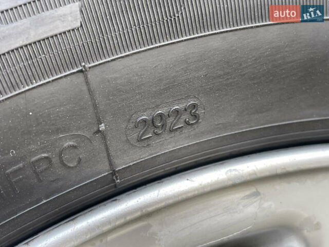 Черный Вольво В50, объемом двигателя 2 л и пробегом 279 тыс. км за 8750 $, фото 23 на Automoto.ua