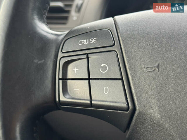 Чорний Вольво V50, об'ємом двигуна 1.6 л та пробігом 214 тис. км за 8999 $, фото 48 на Automoto.ua