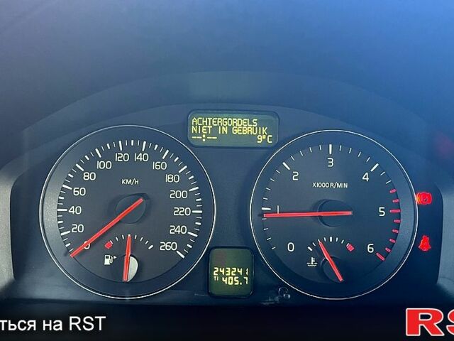 Черный Вольво В50, объемом двигателя 1.6 л и пробегом 243 тыс. км за 8200 $, фото 13 на Automoto.ua