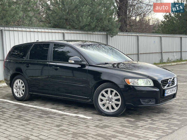 Черный Вольво В50, объемом двигателя 2 л и пробегом 279 тыс. км за 8750 $, фото 11 на Automoto.ua