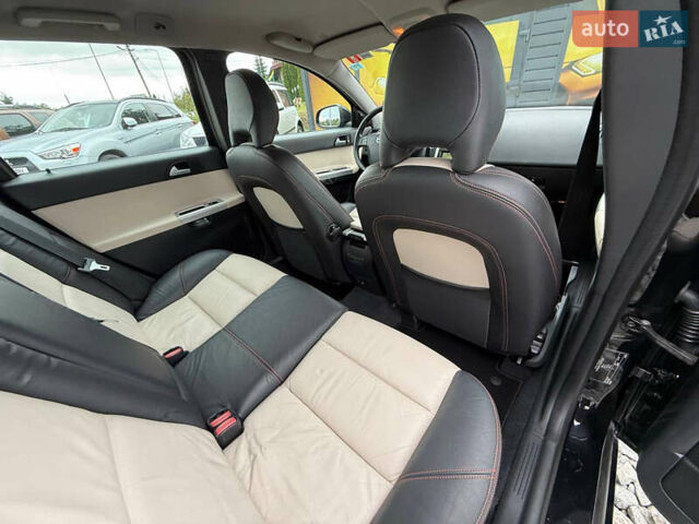 Вольво В50 2011 в Стрые на Automoto.ua Черный Вольво В50, объемом двигателя 1.6 л и пробегом 230 тыс. км за 8250 $, фото 46 на Automoto.ua