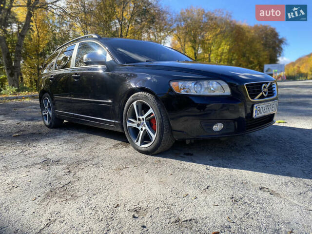 Черный Вольво В50, объемом двигателя 1.56 л и пробегом 215 тыс. км за 7300 $, фото 6 на Automoto.ua