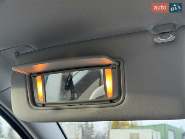 Чорний Вольво V50, об'ємом двигуна 1.6 л та пробігом 214 тис. км за 8999 $, фото 62 на Automoto.ua