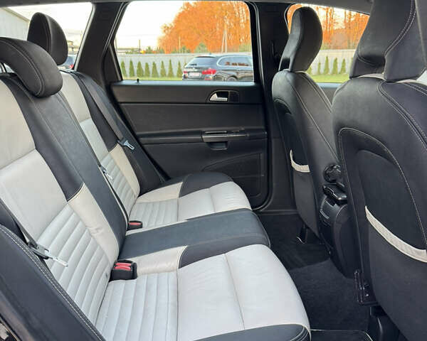 Черный Вольво В50, объемом двигателя 1.6 л и пробегом 235 тыс. км за 9350 $, фото 46 на Automoto.ua