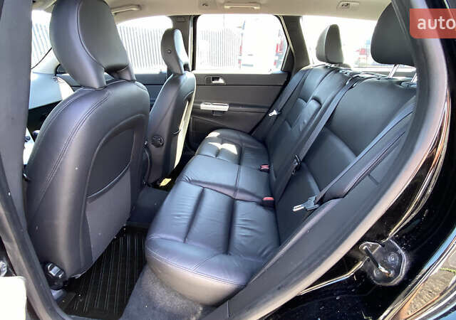 Черный Вольво В50, объемом двигателя 1.6 л и пробегом 197 тыс. км за 8200 $, фото 30 на Automoto.ua