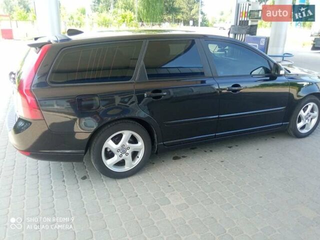 Черный Вольво В50, объемом двигателя 1.6 л и пробегом 224 тыс. км за 7000 $, фото 7 на Automoto.ua