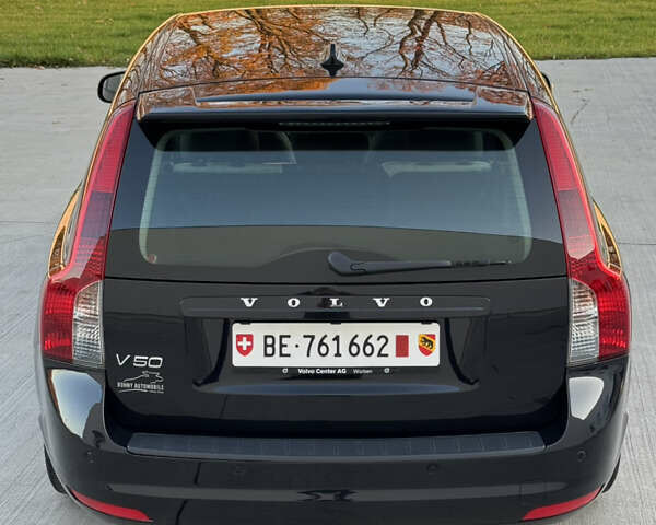 Черный Вольво В50, объемом двигателя 1.6 л и пробегом 235 тыс. км за 9350 $, фото 22 на Automoto.ua