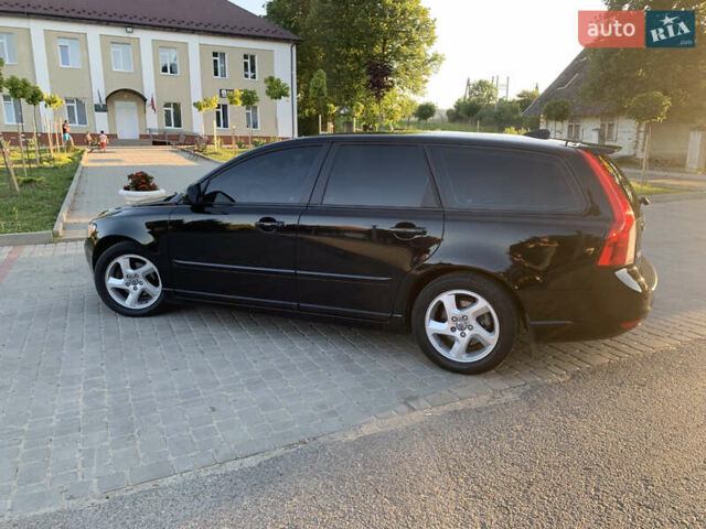 Черный Вольво В50, объемом двигателя 1.6 л и пробегом 234 тыс. км за 7850 $, фото 11 на Automoto.ua