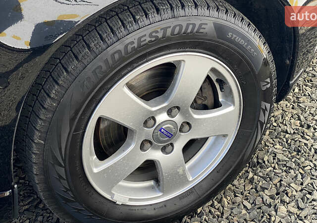 Черный Вольво В50, объемом двигателя 1.6 л и пробегом 197 тыс. км за 8200 $, фото 52 на Automoto.ua