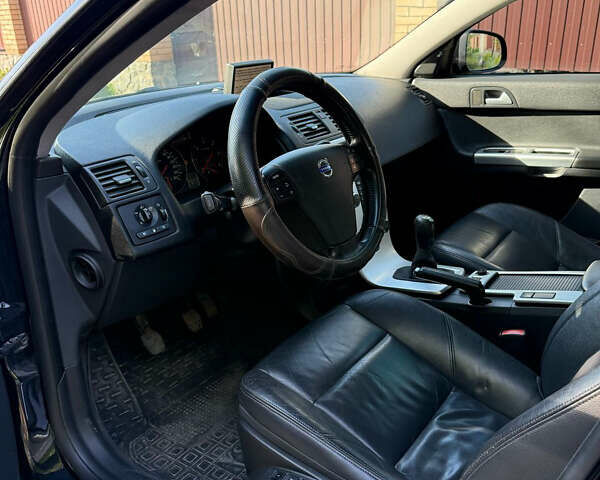 Чорний Вольво V50, об'ємом двигуна 1.6 л та пробігом 281 тис. км за 8650 $, фото 6 на Automoto.ua