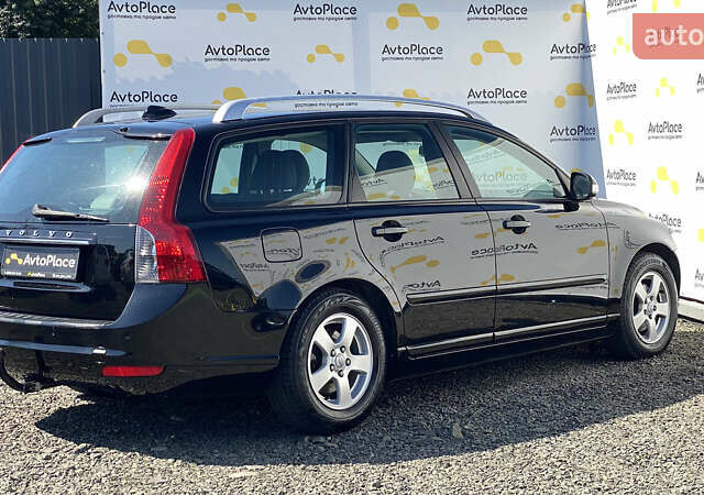 Черный Вольво В50, объемом двигателя 1.6 л и пробегом 197 тыс. км за 8200 $, фото 46 на Automoto.ua