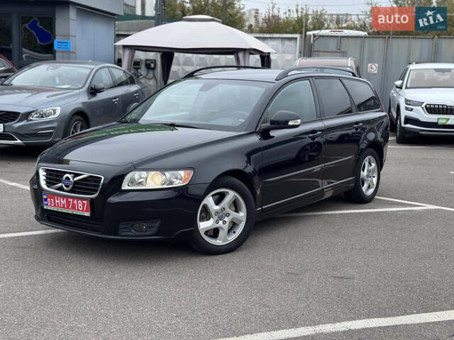 Черный Вольво В50, объемом двигателя 2 л и пробегом 213 тыс. км за 11000 $, фото 11 на Automoto.ua
