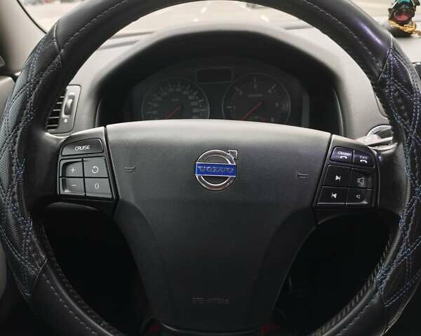 Чорний Вольво V50, об'ємом двигуна 1.56 л та пробігом 340 тис. км за 7000 $, фото 45 на Automoto.ua