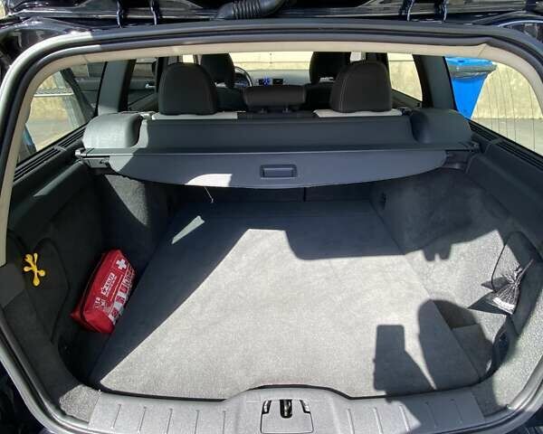 Черный Вольво В50, объемом двигателя 1.6 л и пробегом 235 тыс. км за 7800 $, фото 17 на Automoto.ua