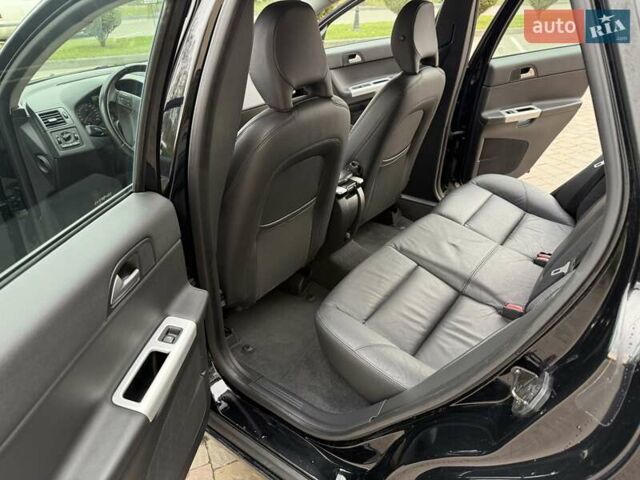 Черный Вольво В50, объемом двигателя 1.6 л и пробегом 226 тыс. км за 8290 $, фото 50 на Automoto.ua