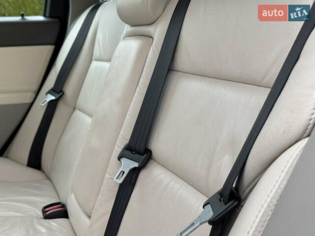 Чорний Вольво V50, об'ємом двигуна 1.6 л та пробігом 214 тис. км за 8999 $, фото 69 на Automoto.ua