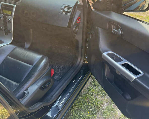 Чорний Вольво V50, об'ємом двигуна 1.6 л та пробігом 281 тис. км за 8650 $, фото 8 на Automoto.ua