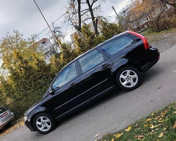 Черный Вольво В50, объемом двигателя 1.6 л и пробегом 236 тыс. км за 8400 $, фото 20 на Automoto.ua