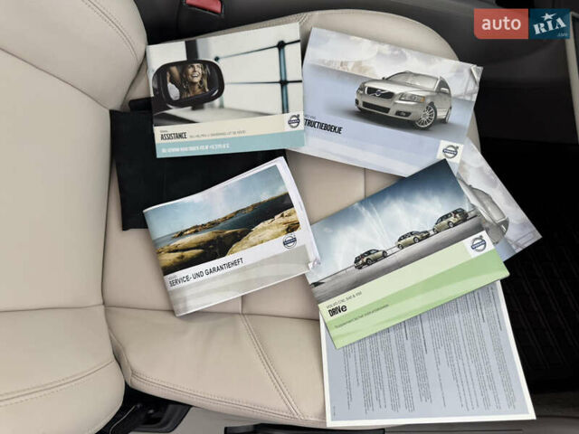 Чорний Вольво V50, об'ємом двигуна 1.6 л та пробігом 214 тис. км за 8999 $, фото 87 на Automoto.ua