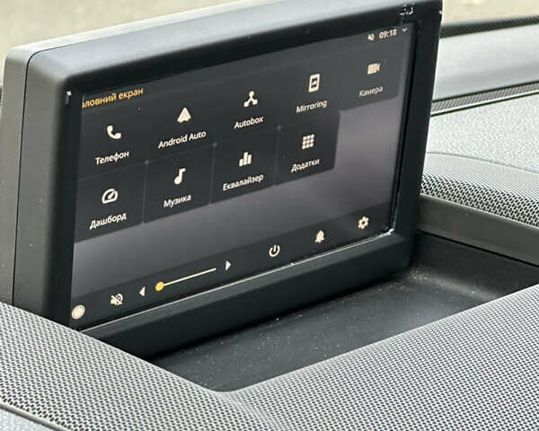 Черный Вольво В50, объемом двигателя 1.56 л и пробегом 229 тыс. км за 9999 $, фото 18 на Automoto.ua