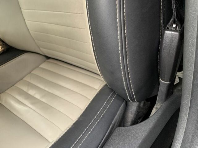 Черный Вольво В50, объемом двигателя 1.6 л и пробегом 270 тыс. км за 8500 $, фото 5 на Automoto.ua