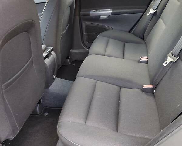 Чорний Вольво V50, об'ємом двигуна 1.6 л та пробігом 236 тис. км за 8200 $, фото 41 на Automoto.ua