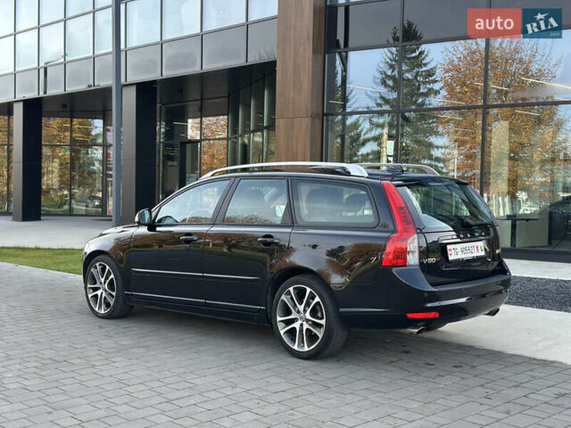 Чорний Вольво V50, об'ємом двигуна 2 л та пробігом 262 тис. км за 9850 $, фото 5 на Automoto.ua