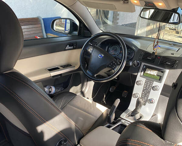 Чорний Вольво V50, об'ємом двигуна 1.6 л та пробігом 242 тис. км за 9500 $, фото 15 на Automoto.ua