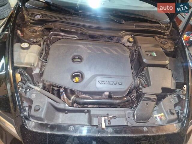 Чорний Вольво V50, об'ємом двигуна 1.6 л та пробігом 158 тис. км за 7500 $, фото 34 на Automoto.ua
