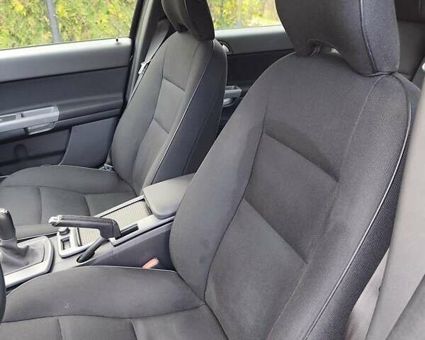 Чорний Вольво V50, об'ємом двигуна 1.6 л та пробігом 236 тис. км за 8200 $, фото 39 на Automoto.ua