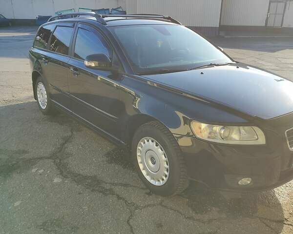 Черный Вольво В50, объемом двигателя 1.6 л и пробегом 201 тыс. км за 7500 $, фото 8 на Automoto.ua