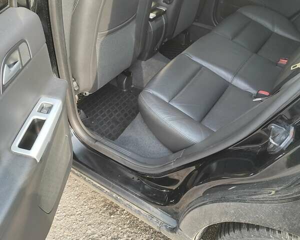 Черный Вольво В50, объемом двигателя 1.6 л и пробегом 201 тыс. км за 7500 $, фото 18 на Automoto.ua