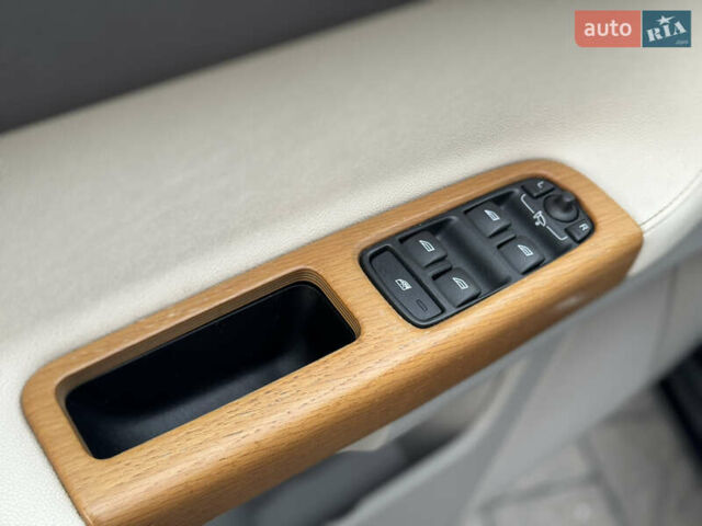 Чорний Вольво V50, об'ємом двигуна 1.6 л та пробігом 214 тис. км за 8999 $, фото 36 на Automoto.ua