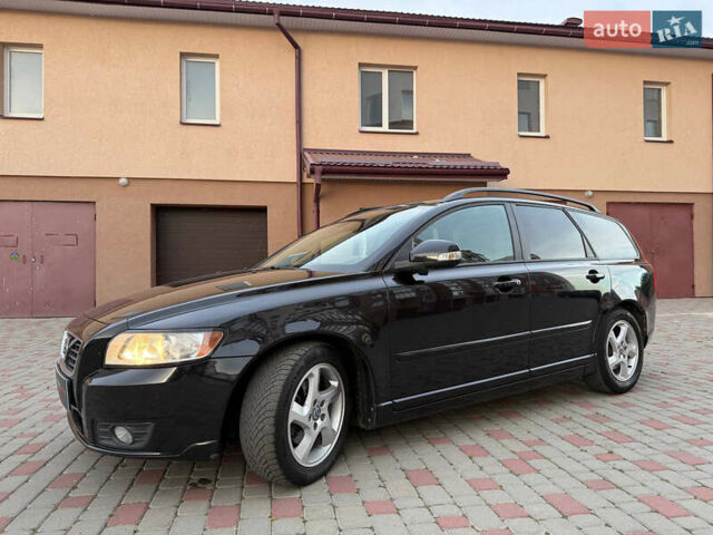 Чорний Вольво V50, об'ємом двигуна 1.6 л та пробігом 211 тис. км за 7995 $, фото 8 на Automoto.ua