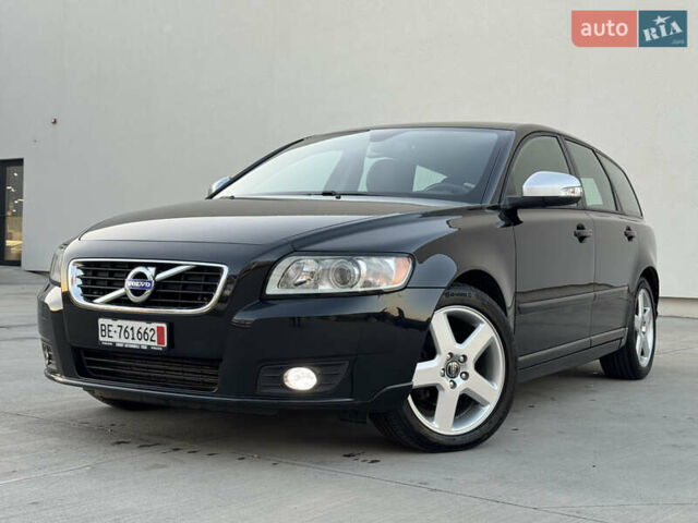 Черный Вольво В50, объемом двигателя 1.6 л и пробегом 235 тыс. км за 9350 $, фото 16 на Automoto.ua