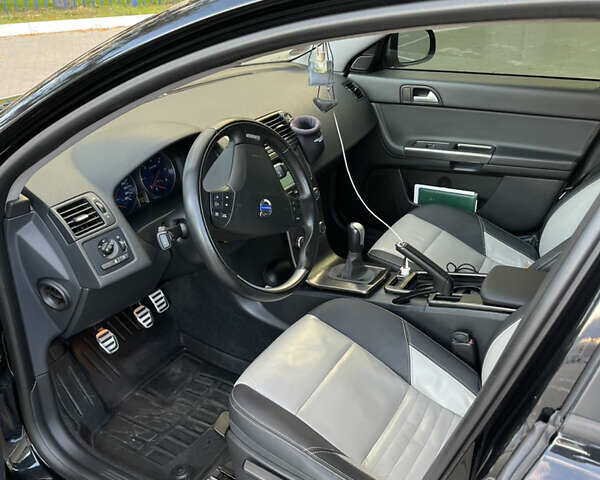 Черный Вольво В50, объемом двигателя 1.56 л и пробегом 264 тыс. км за 8300 $, фото 8 на Automoto.ua