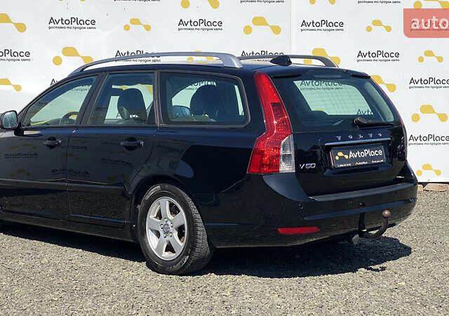 Черный Вольво В50, объемом двигателя 1.6 л и пробегом 197 тыс. км за 8200 $, фото 50 на Automoto.ua