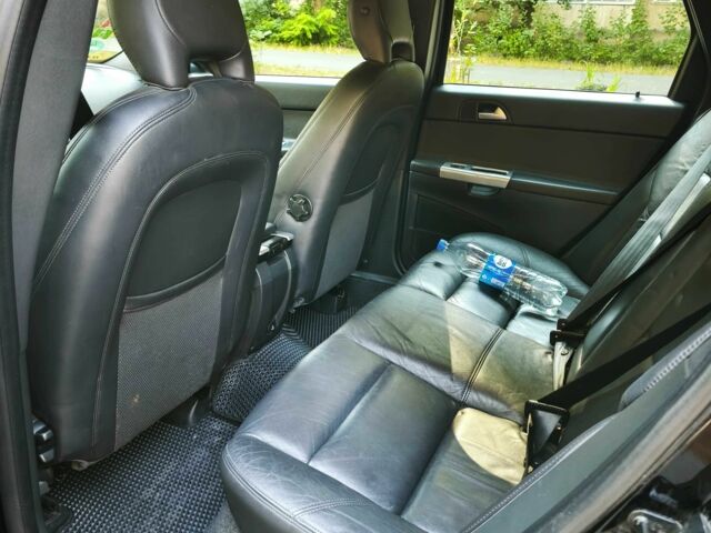 Черный Вольво В50, объемом двигателя 2 л и пробегом 209 тыс. км за 7200 $, фото 6 на Automoto.ua