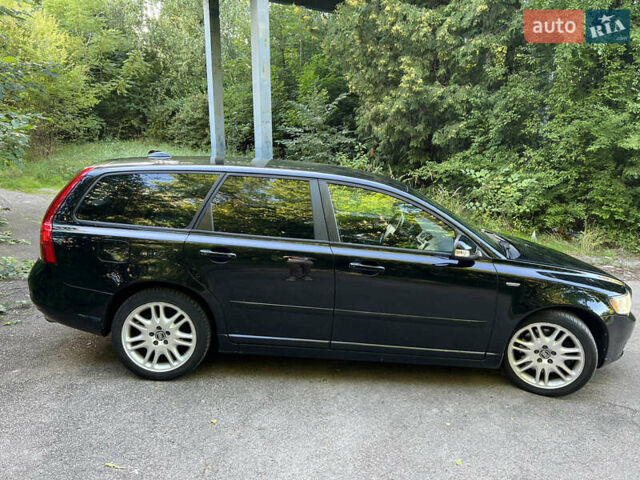 Чорний Вольво V50, об'ємом двигуна 2 л та пробігом 251 тис. км за 8500 $, фото 6 на Automoto.ua